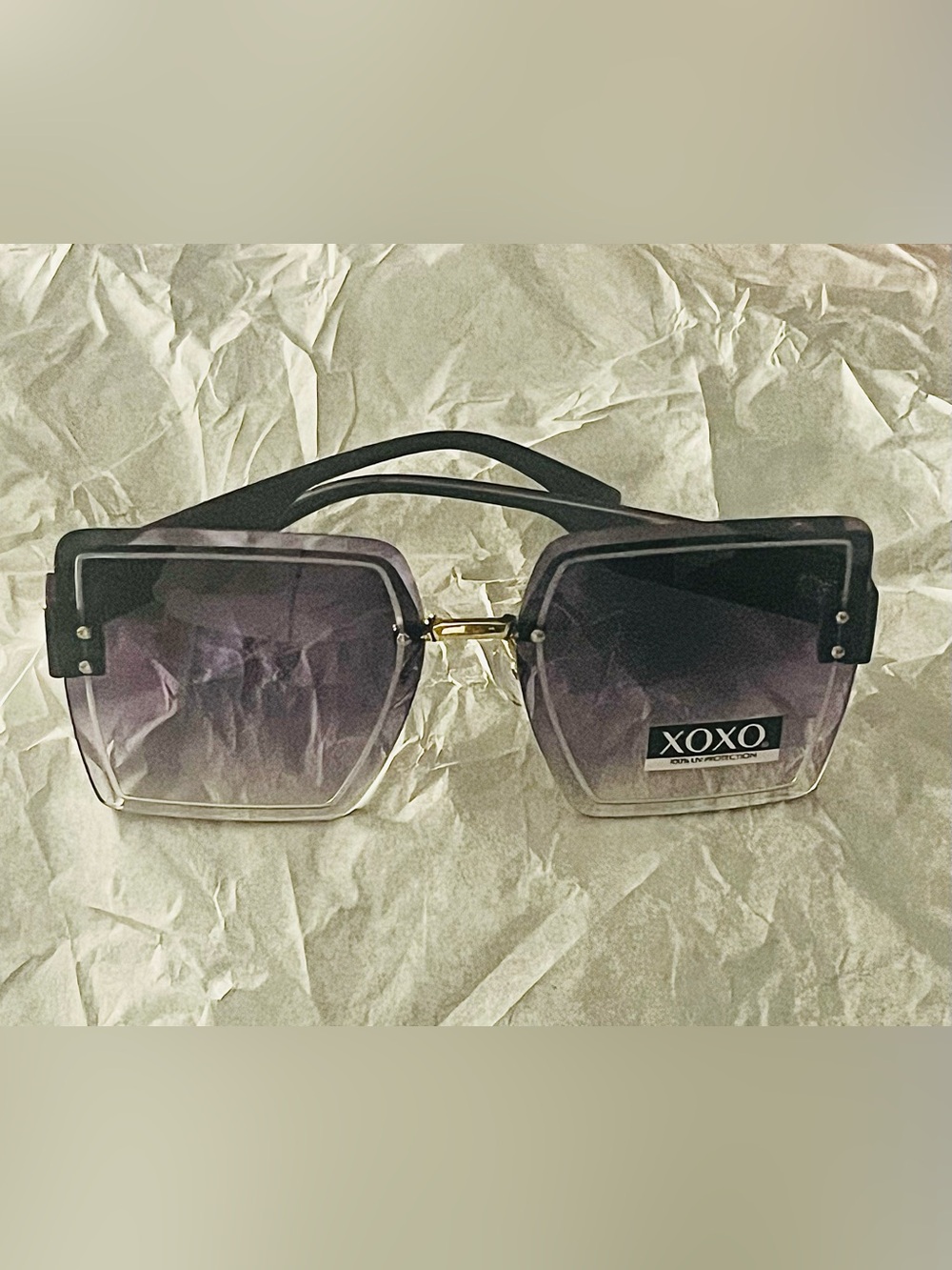 NEW Women’s Oversized XOXO Sunglasses